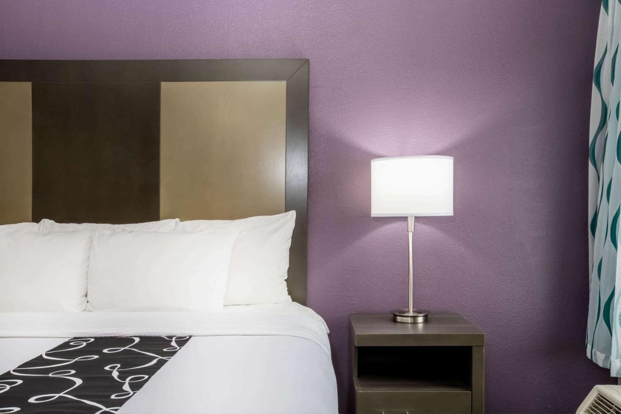 La Quinta Inn By Wyndham Davenport & Conference Center Екстер'єр фото